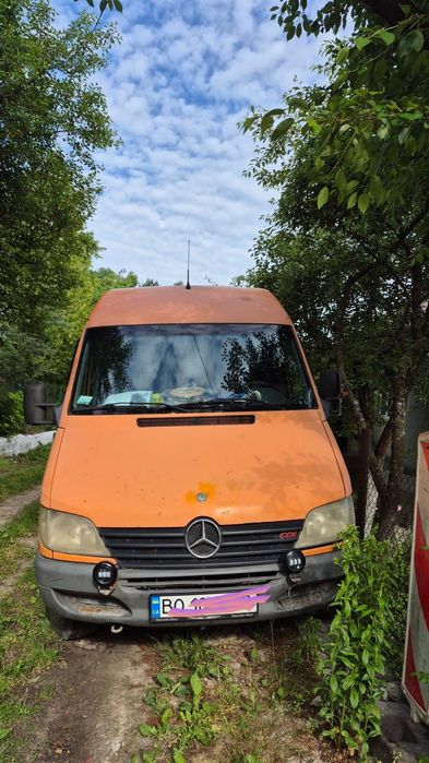Мерседес спрінтер вантажний