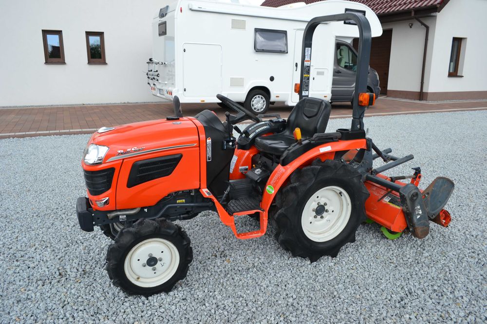 Traktorek japoński mini traktor Yanmar Kubota K japonski