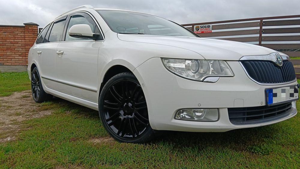 Skoda suberb 2012//2.0 disel 4x4