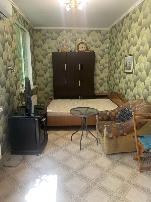 Хапай знижку на осінь, тепер можна з улюбленцем! Приватний будинок 100 м  біля  моря 8 соток з парканом