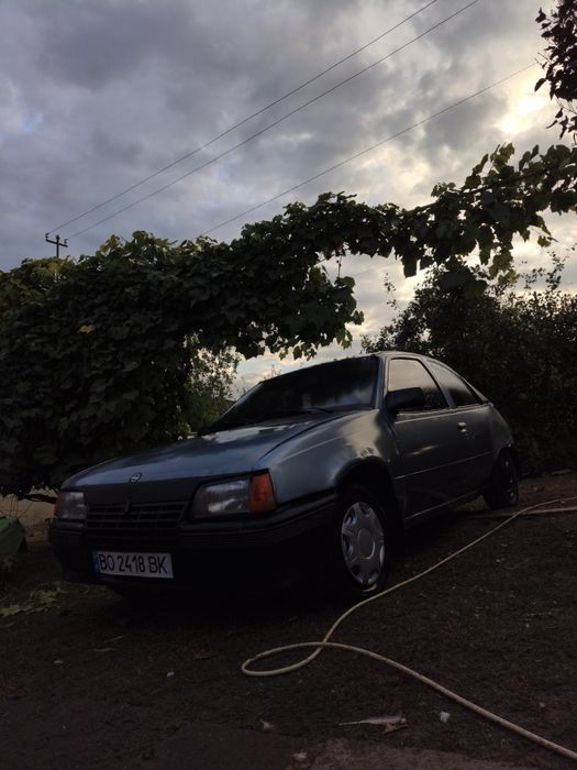 Opel Kadett 1987 Хетчбек 1.3