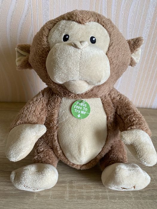 Игрушка обезьянка интерактивная