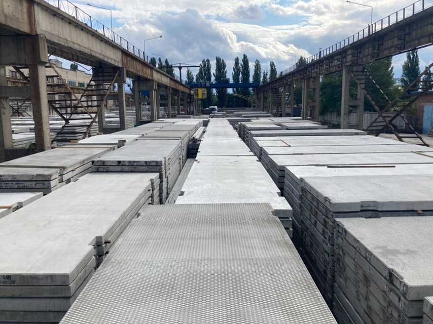 Плити Дорожні  Плити аеродромні ПАГ 14 Аеродромные  Плиты дорожные ПДН