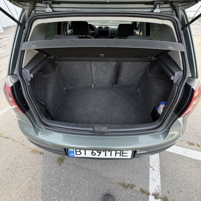 Wv golf 5 1.4mpi 2004 в отличном состоянии