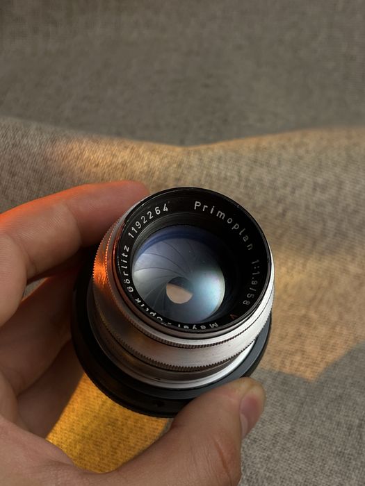 Obiektyw Meyer-Optik Görlitz Primoplan Red ,,V,, 1,9/58 mm