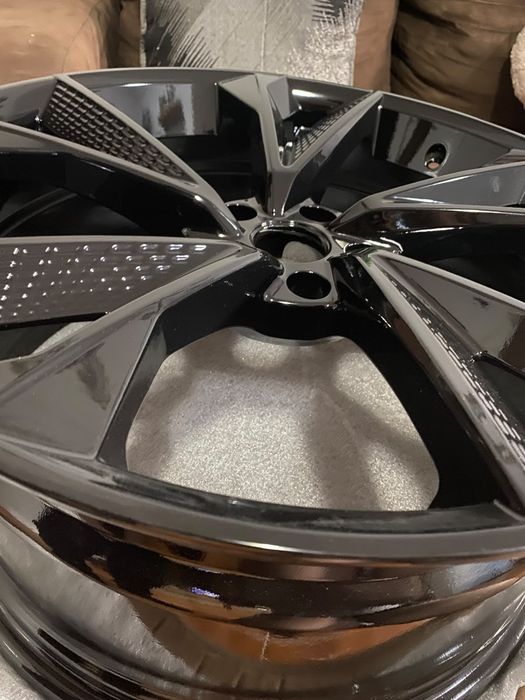 Jantes Audi R20 pretas