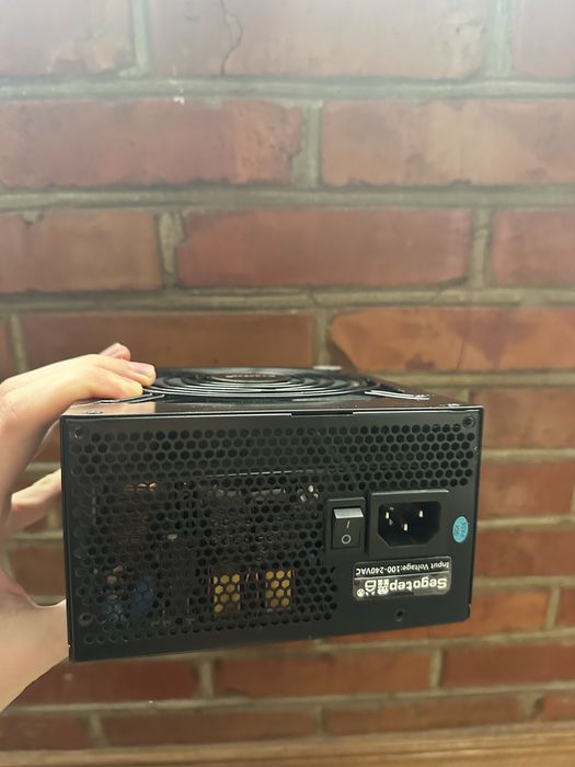 Блок живлення segotep gp1350g