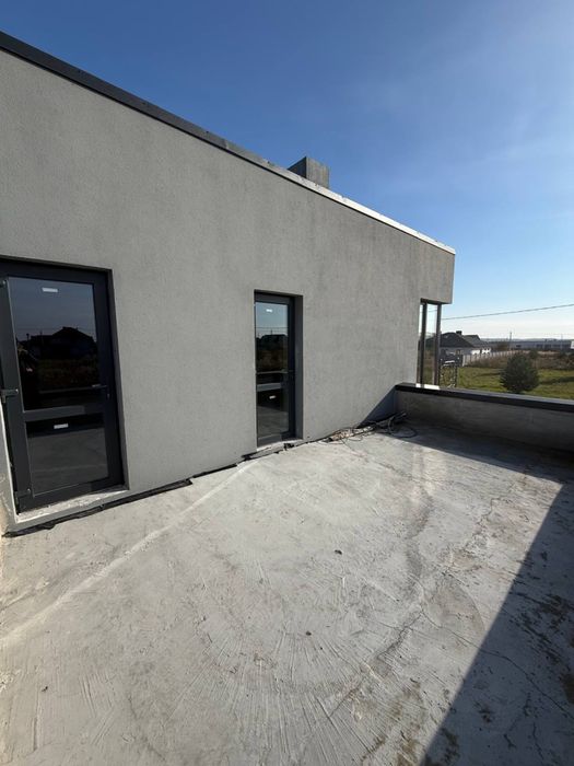 Продаж будинку -двояна