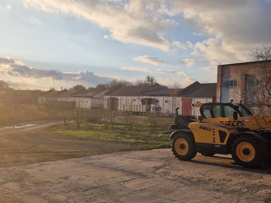 Продаж комплексу складських та виробничих приміщень