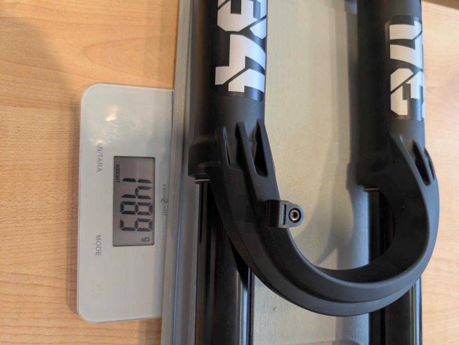 Fox Performance Elite factory 34 step cast SC 1489 gramów 120mm boost