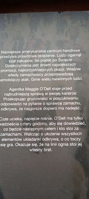 Czarny piątek. Zło konieczne. Alex Kava. Kryminały.