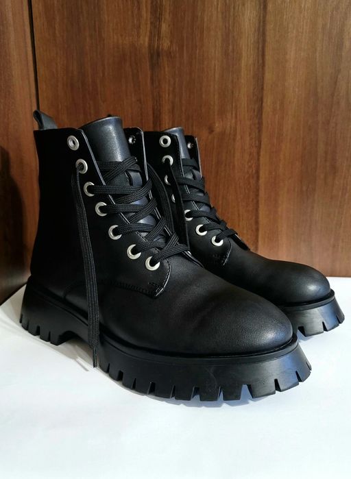 Продам ботинки lc waikiki демисезонные