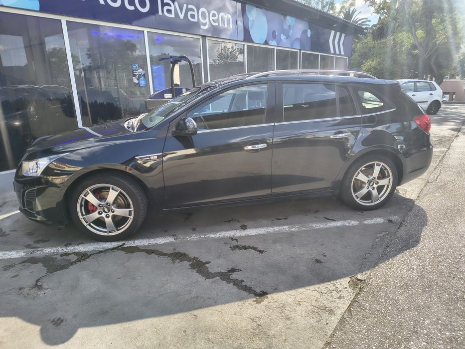 Chevrolet Cruze SW 1.7 VCDi LTZ Sport (131 cv) – Apenas 124.000 km – Jantes 18" Homologadas