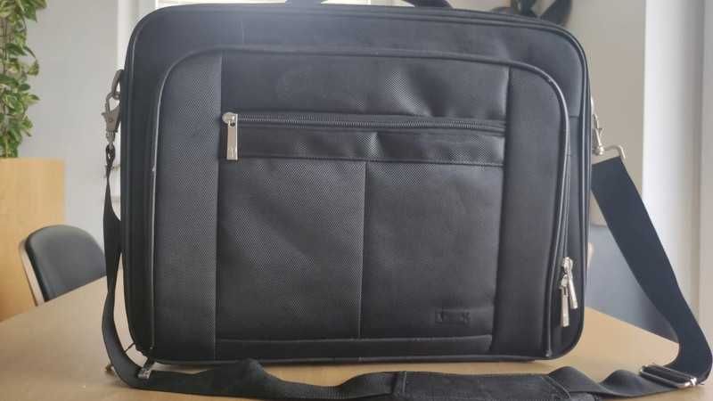 Wytrzymała torba na laptopa