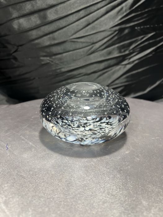 Szklany flakon artystyczny – styl Murano – mozaika błękitno-czarna