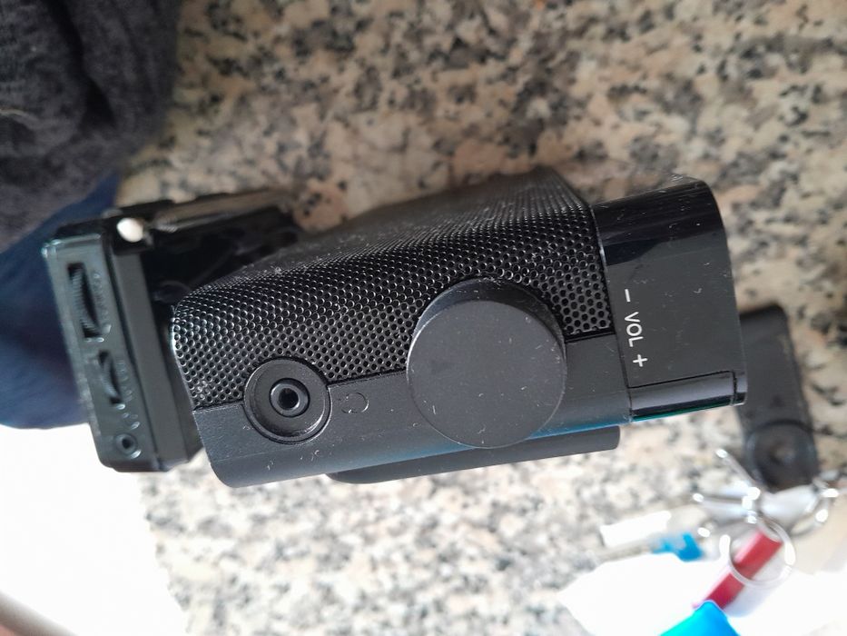 Rádio portátil sony e outros sem uso