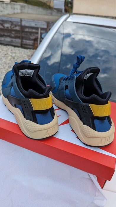 Чоловічі кросівки Nike Air Huarache Premium 42 р. (Маломірить 41 р.)