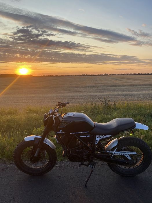 Продам Geon Scrambler 250