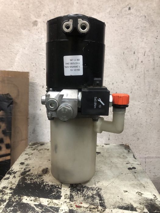 Маслостанція Linde 24V