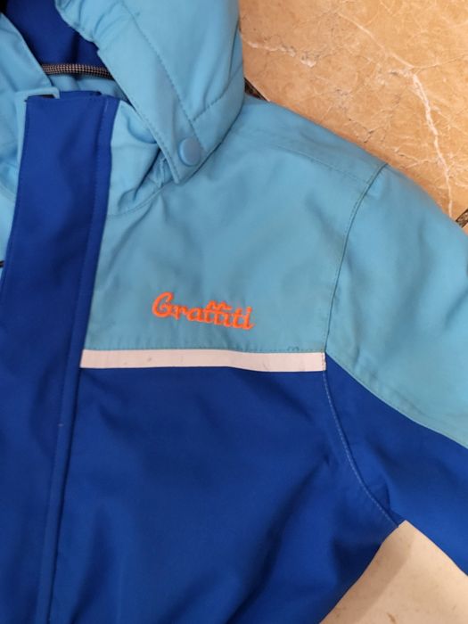 Dziecięcy kombinezon 116-122 narciarski zimowy r. 6  Graffiti