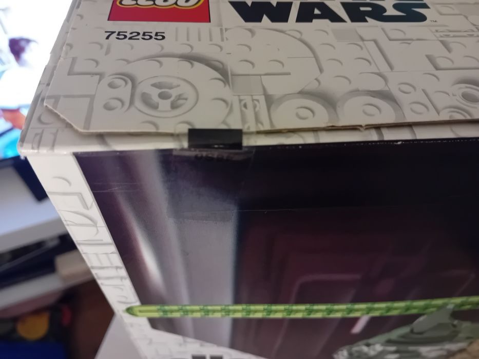 LEGO Star Wars 75255 Yoda - Novo/Selado (Edição descontinuada)