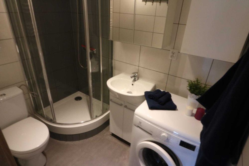 Sobieskiego 6 - wolne pokoje na Piątkowie! /od zaraz