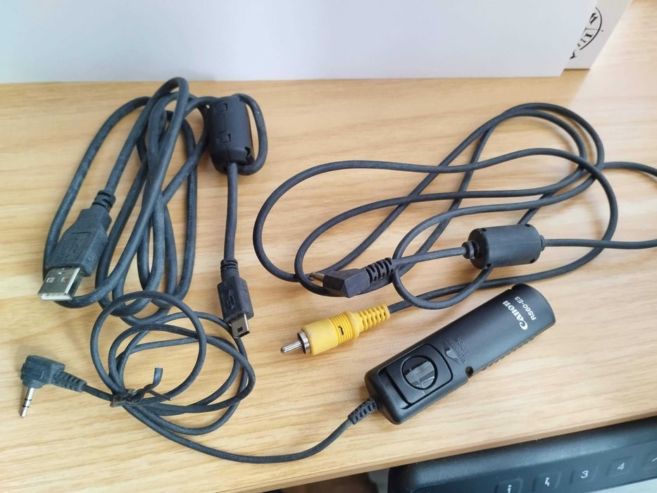 Máquina Fotográfica Canon EOS 1100D