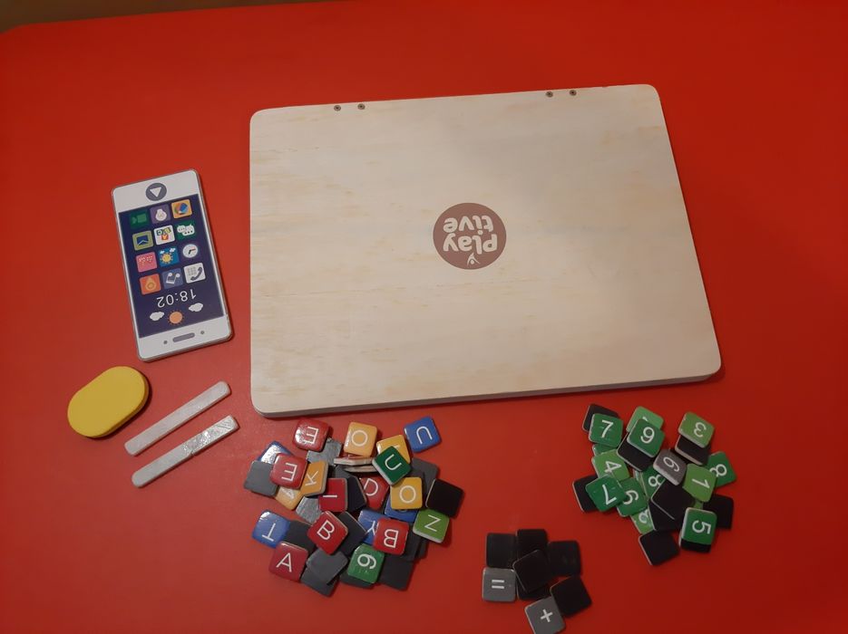 Portátil de madeira