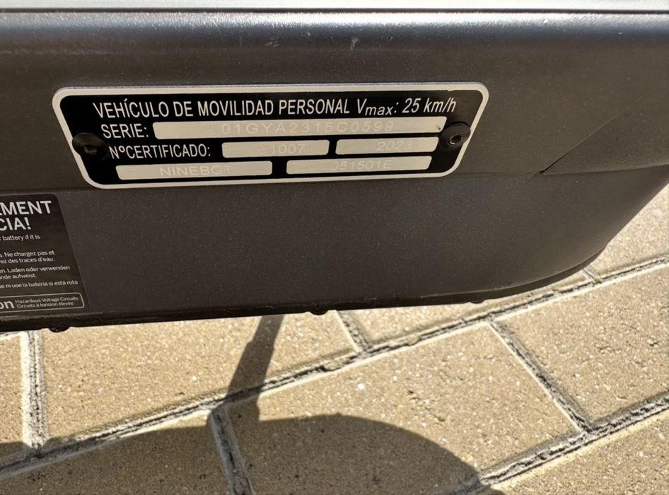 Продам Ninebot Max G2