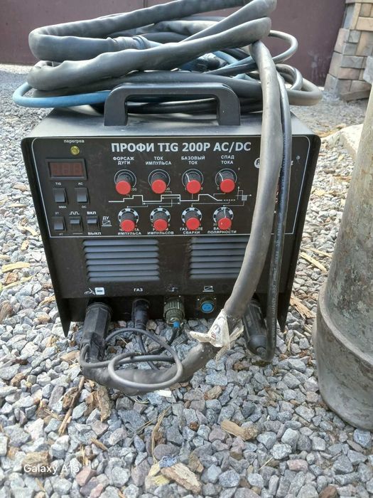 Сварочный аргонний аппарат інвертор 220 v .