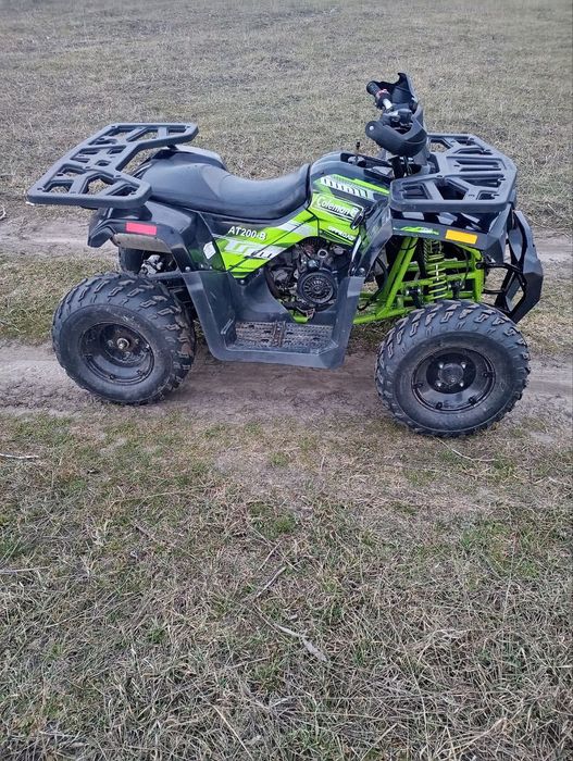 Продам квадроцикл spark 200