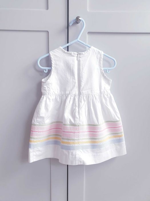 Biała sukienka tęczowa Gap Baby 74 80