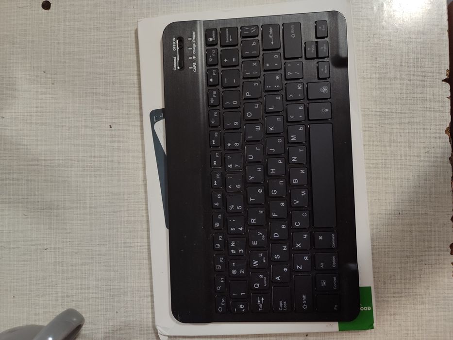 Універсальна бездротова Bluetooth клавіатура нова