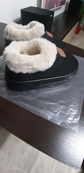 Тапочки дуже теплі.
