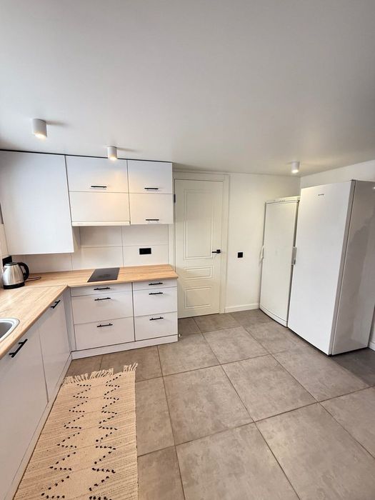 Здається 2-кімн. в новобудові