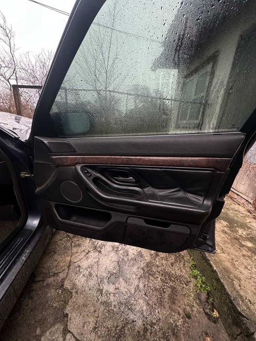 Е38 735і разбор.