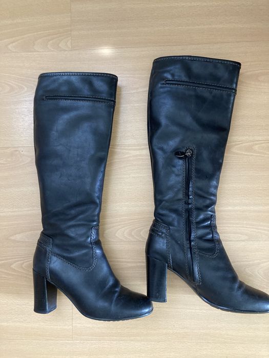 Botas de cano alto em pele genuina Geox