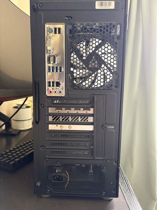 Pc gamer com otimas specs !