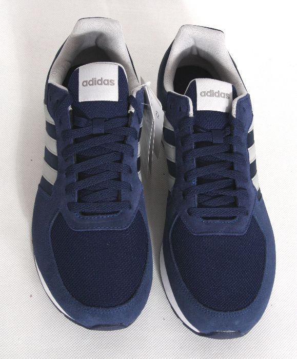 Buty ADIDAS 8K B44669.  Rozm 44 Nowe !!