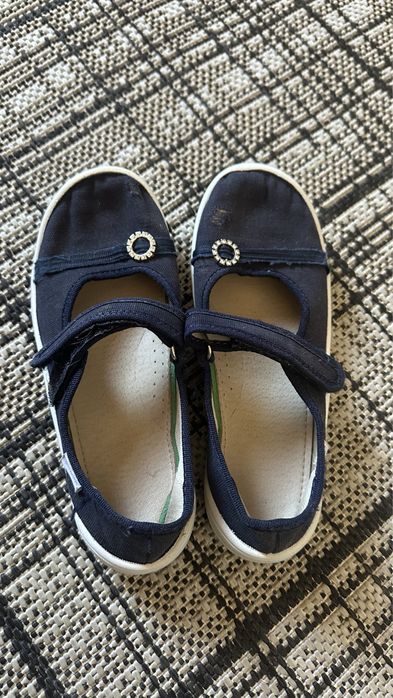 Waldi тапки для дівчинки 33 р перезувне