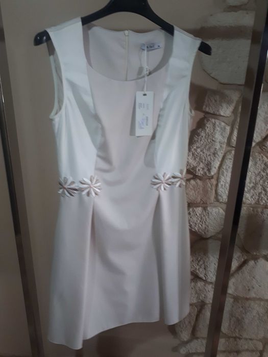 Sukienka mini Gizia beżowa r. S komunia chrzciny praca dopasowana