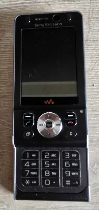 Telemóvel Sony Ericsson W910i (para colecionadores)