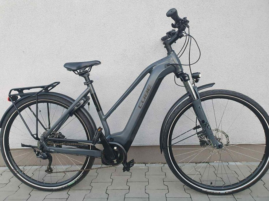 Okazja super Cube Touring Hybrid ONE Bosch