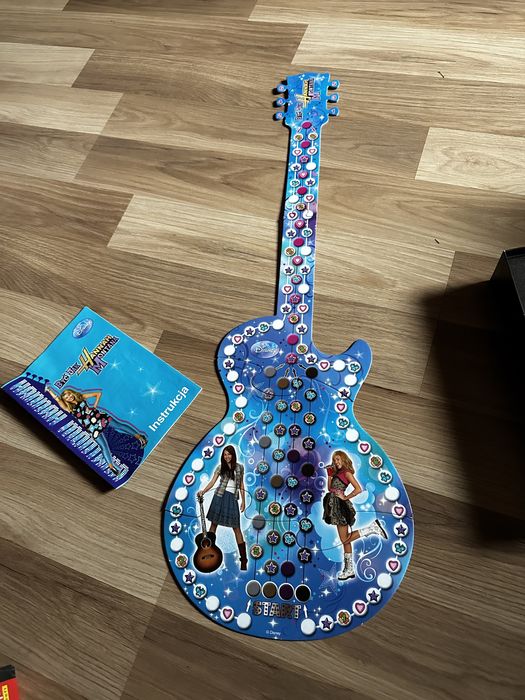 Trefl gra Być jak Hannah Montana+ teczka gratis