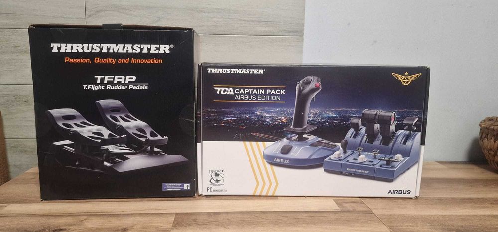 Airbus Captain Pack thrustmaster mais rudder pedals thrustmaster