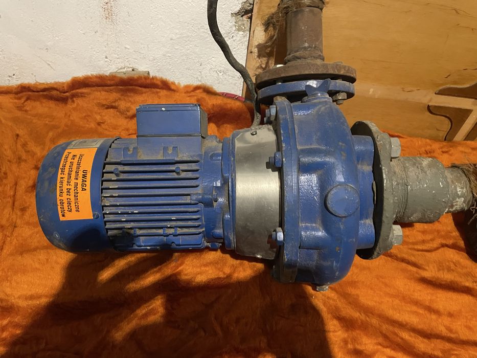 Pompa wirowa odśrodkowa