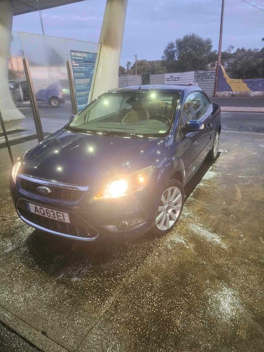 Driveable Ford Focus Cabrio Repair object