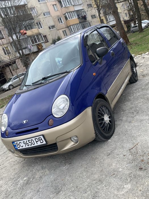 Продам власну машинку в чудовому  стані