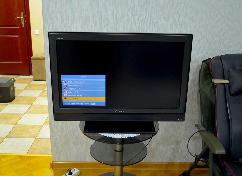 Телевізор 32" Sony KDL-32U3000