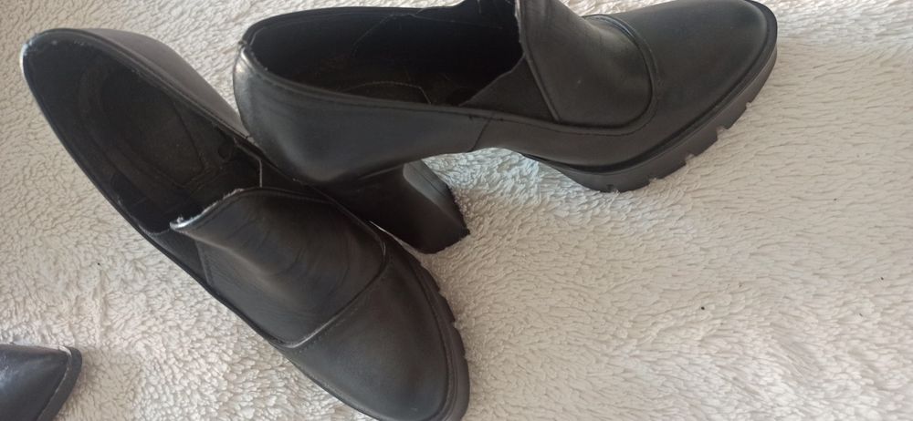 Botins Seaside e botas Zara